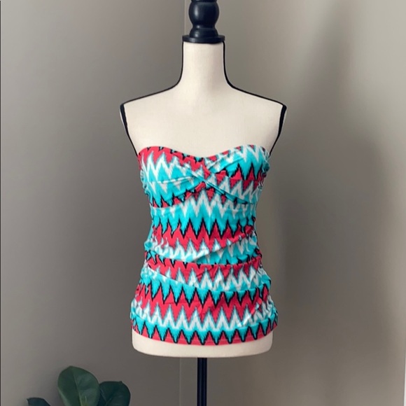 Merona Multicolored Chevron Swimsuit Top - Picture 1 of 8